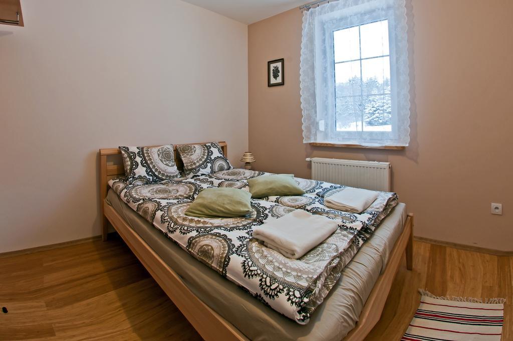 Miodowy Zakatek Apartment Labowa Exterior photo